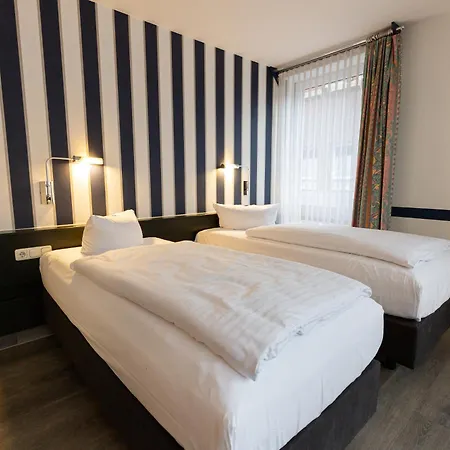 Hotel Dh Vec, Sehr Beliebtes & Leckeres Fruehstueck, Self-check-in